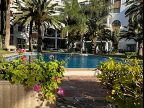 Piso en calle >C. Maestra Ángeles Aspiazu, nº >