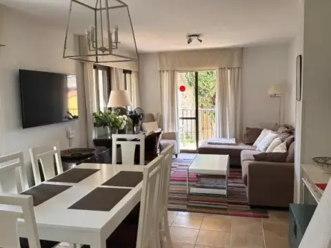 Piso en calle >C. Maestra Ángeles Aspiazu, nº >