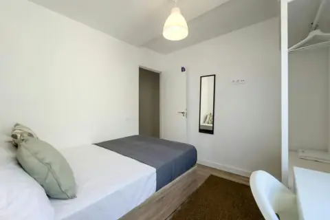 Habitación en Pubilla Cases