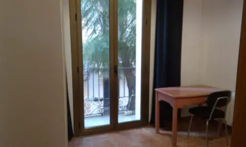 Habitación en El Camp d'en Grassot-Gràcia Nova