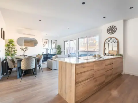 Ático en calle >C. de La Buganvilla, nº >