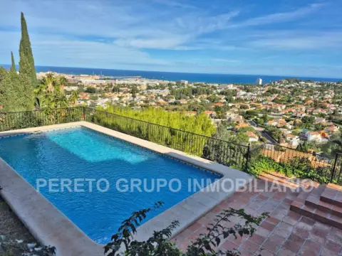 Chalet en Montgo