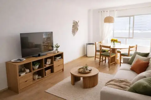 Piso en calle >C. Mendívil, nº >