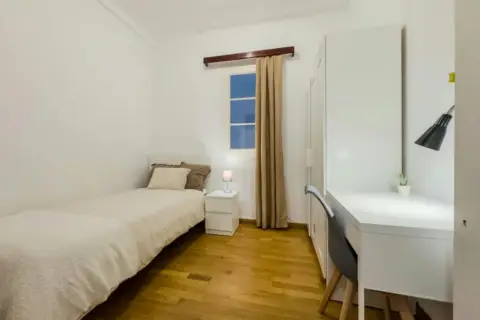 Habitación en El Camp d'en Grassot-Gràcia Nova