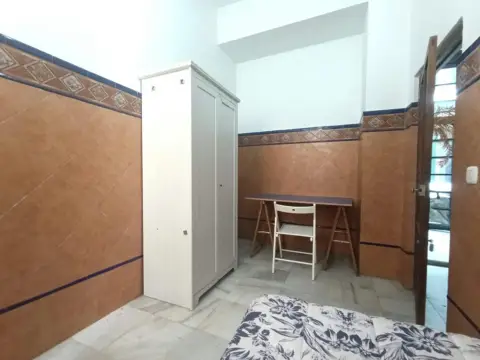 Habitación en Feria-Alameda