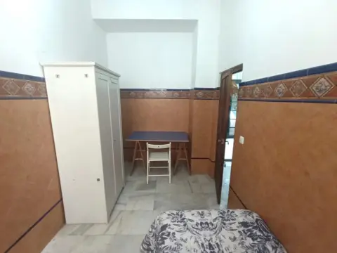 Habitación en Feria-Alameda