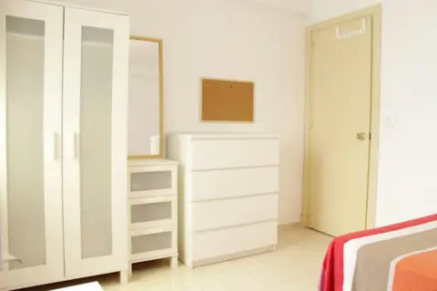 Habitación en Alfalfa