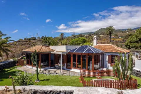 Casa en calle San Antonio