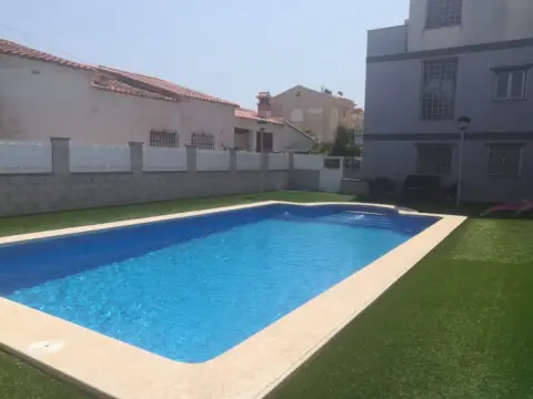 Casa pareada en Playa Sector La Bomba