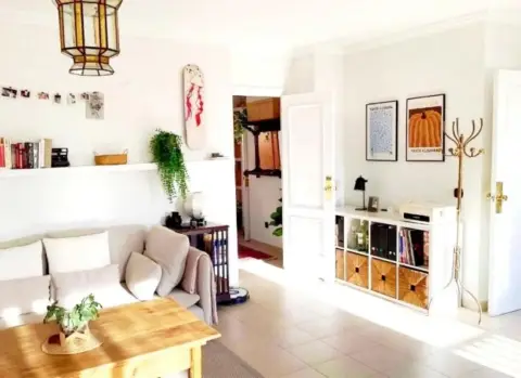 Piso en calle >P.º de La Sierra, nº >