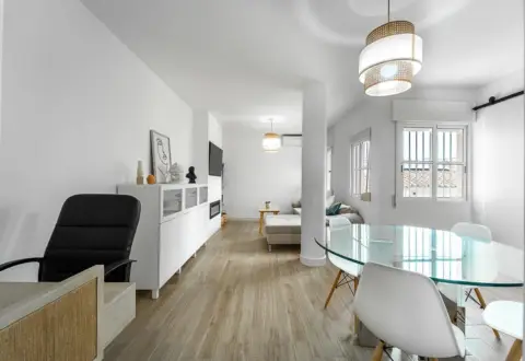 Casa adosada en calle Coyunda, nº >