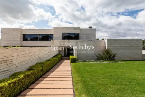 Casa en Paseo de los Lagos