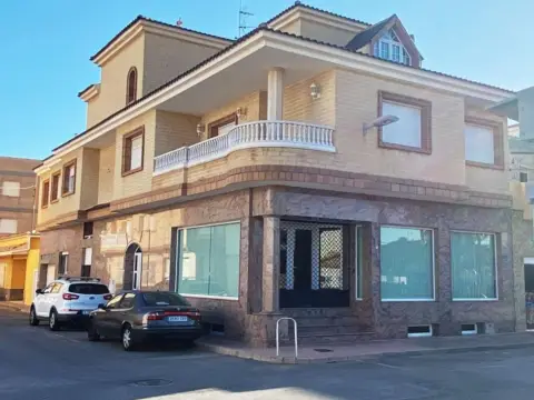 Casa unifamiliar en calle >C. Marqués de Ordoño, nº >