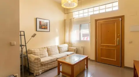 Piso en calle >C. de Matilde Landa, nº >