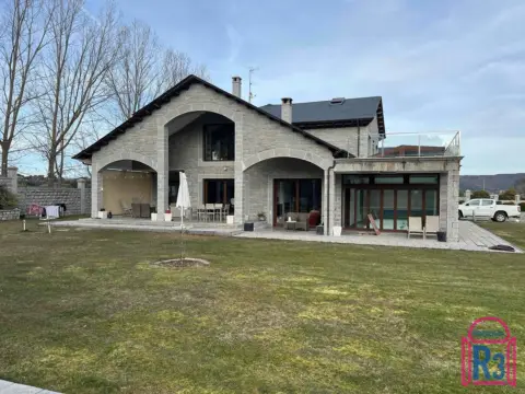 Chalet en Lorenzana