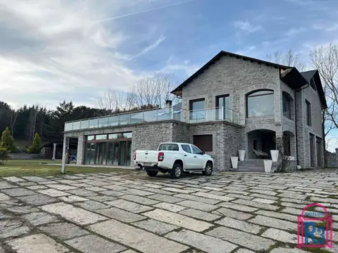 Chalet en Lorenzana