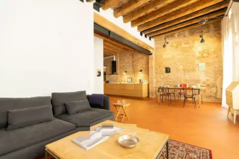 Piso en Sant Pere-Santa Caterina-La Ribera