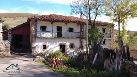 Casa en Santa María de Aguayo