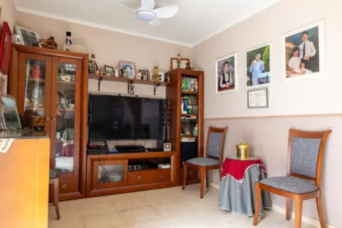 Casa pareada en calle >C. Romanos, nº >