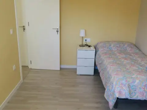Habitación en Zona Ronda de Triana-Cartuja