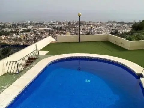 Casa pareada en calle >C. Encinar, nº >