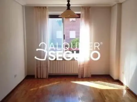 Piso en Polígono Argales-Las Villas-Parque Alameda-Covaresa