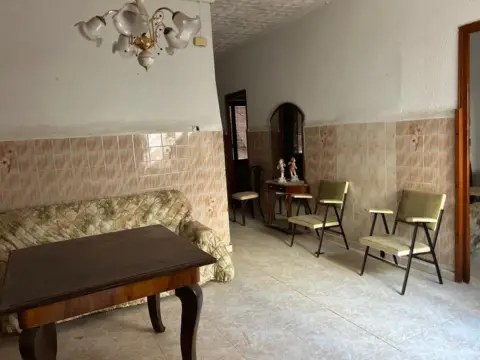 Casa pareada en calle >calle Gral. Primo de Rivera, nº >