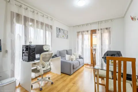 Piso en calle >C. Anchuelo, nº >