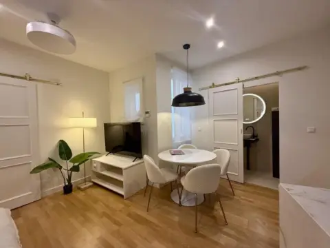 Piso en calle >Pl. de Uncibay, nº >