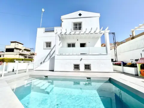 Chalet en Villamartín
