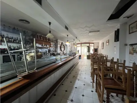 Local comercial en Avda. Alcora