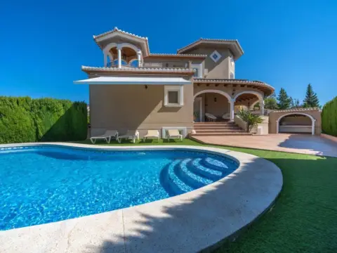 Casa unifamiliar en Carrer Alborcer, nº >