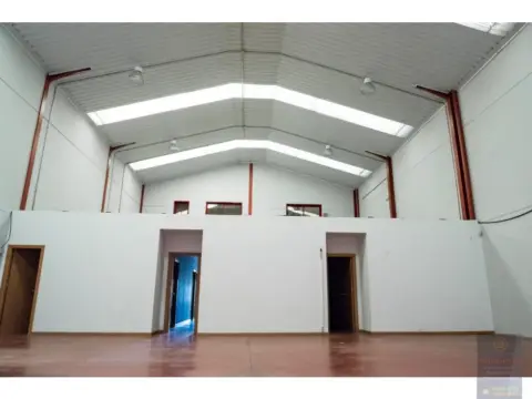 Nave industrial en Santa Cruz del Retamar