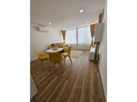 Apartamento en Avenida José María Galván Bello, 3