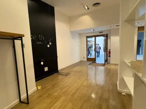 Local comercial en calle >C. Marín García, nº >