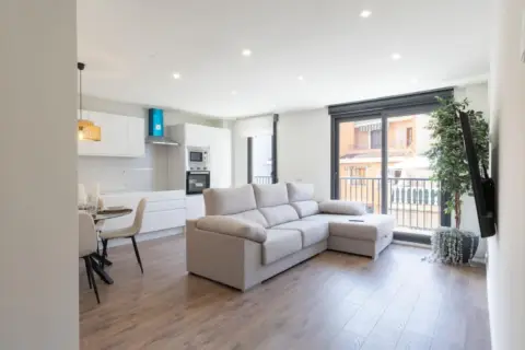 Piso en Carrer de Ramón y Cajal, nº >