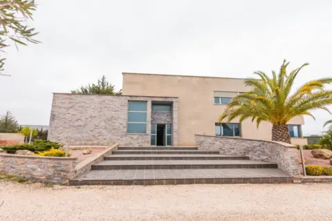Casa unifamiliar en calle >Carretera, nº >