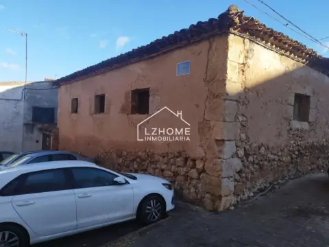 Casa en Iriépal-Taracena-Usanos-Valdenoches