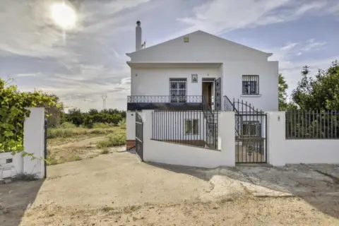 Casa en calle >Carretera Sevilla-Brenes, nº >