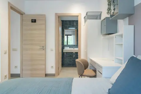 Habitación en Sants-Badal