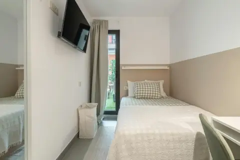 Habitación en Sants-Badal