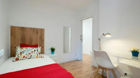 Habitación en Sant Pere-Santa Caterina-La Ribera