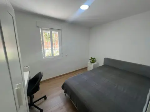 Habitación en Las Margaritas-Universidad