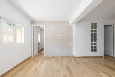 Piso en calle de la Codorniz, nº >