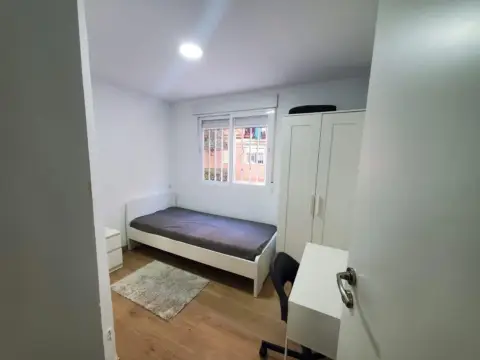 Habitación en Las Margaritas-Universidad