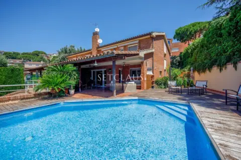 Casa pareada en Teià