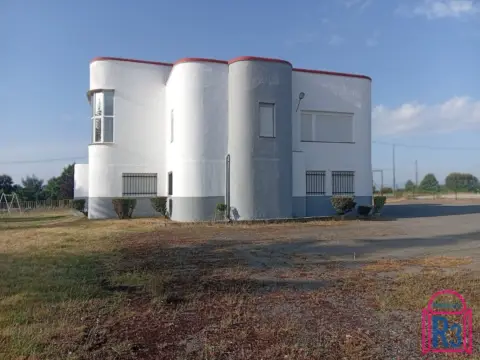 Chalet en Urbanización Estrella de Izar