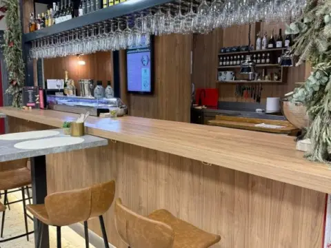 Local comercial en calle de Churruca, nº >