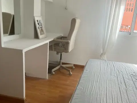 Habitación en La Creu Coberta