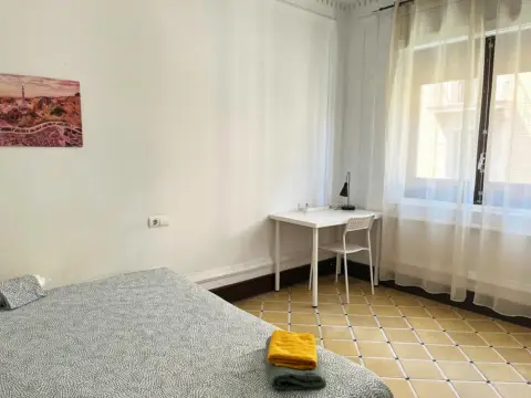 Habitación en Sant Pere-Santa Caterina-La Ribera